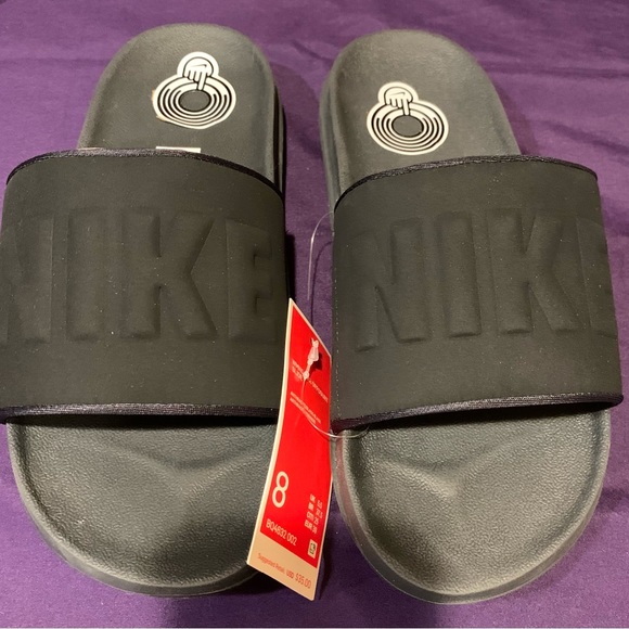 Nike Shoes - NIB Nike Offcourt Slides